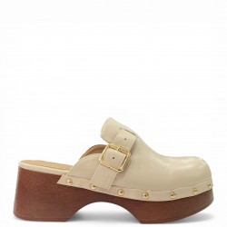 Clogs με τρούκς και λουράκι Μπέζ