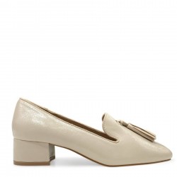 Block heeled loafers in Biege