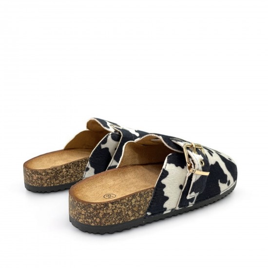 Suede buckled Clogs in Cowprint
