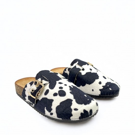 Suede buckled Clogs in Cowprint