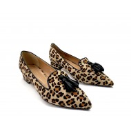 Pointed Ballerinas in Leopard