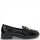 Γυναικεία Μοκασίνια Λουστρίνι Μαύρα με Χρυσή Αγκράφα