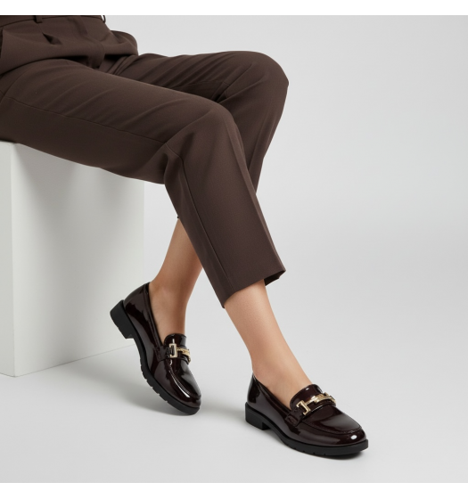 Γυναικεία Μοκασίνια Λουστρίνι Μπορντό με Χρυσή Αγκράφα