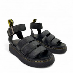 Flatform Sandals with straps in Black