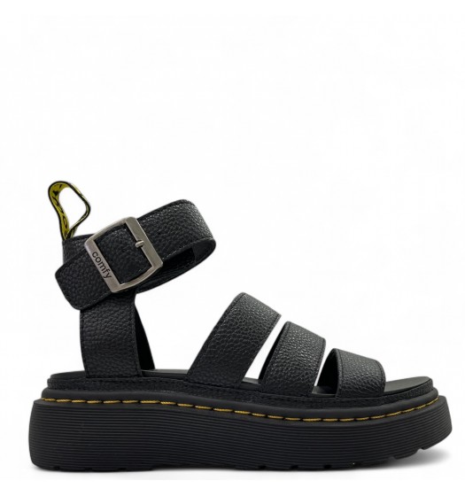 Flatform Sandals with straps in Black