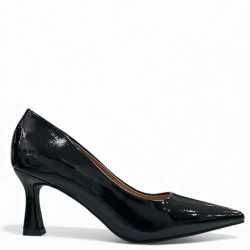 Μαύρη Λουστρίνι Γόβα