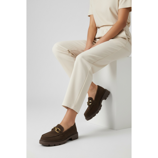 Suede Loafers με Chunky Σόλα και Διακοσμητική Αλυσίδα–Καφέ
