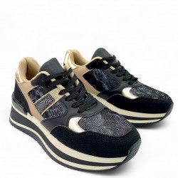Sneaker Chunky με Χρυσές & Μαύρες Λεπτομέρειες