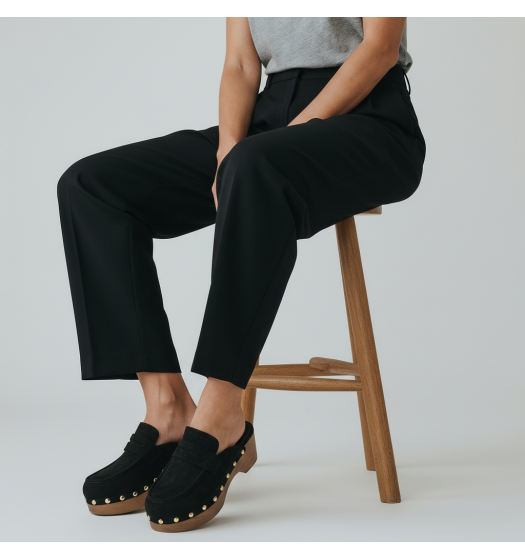 Suede Clogs Mules με Τρούκς – Μαύρο