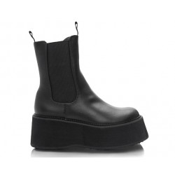Black platform chelsea boots 