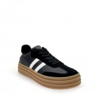 Platform sneakers with stripes in Black