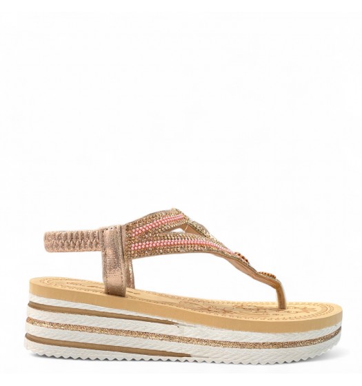 Thong platform sandals in Champagne