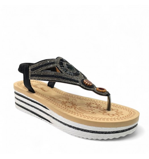 Thong platform sandals in Black