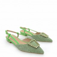 Pointed flat pumps in Green