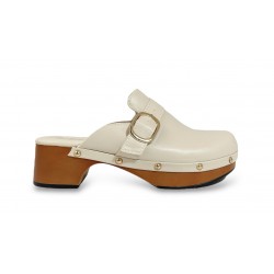 Clogs με τρούκς και λουράκι Μπέζ