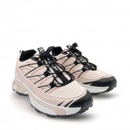 Sneakers με ελαστικά κορδόνια σε Ρόζ
