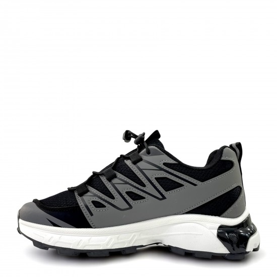 Sneakers με ελαστικά κορδόνια σε Μαύρο