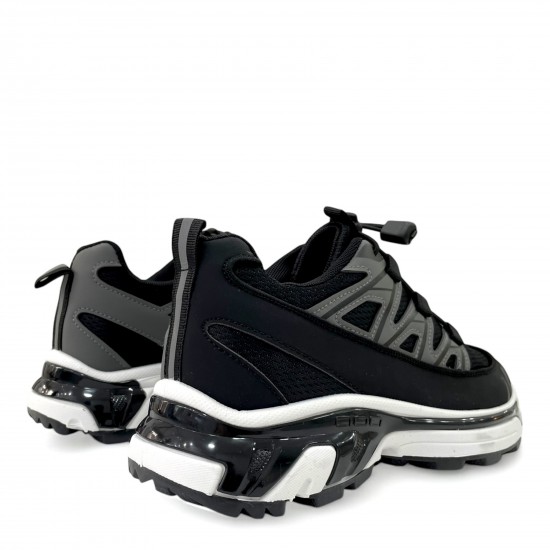 Sneakers με ελαστικά κορδόνια σε Μαύρο