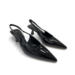 Μυτερές open heel γόβες σε Μαύρο 