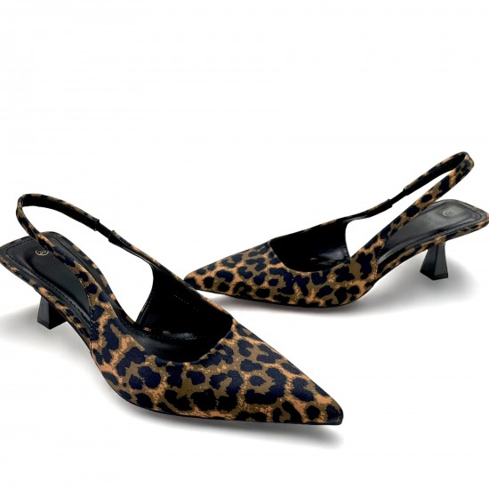 Μυτερές open heel γόβες σε Λεοπάρ
