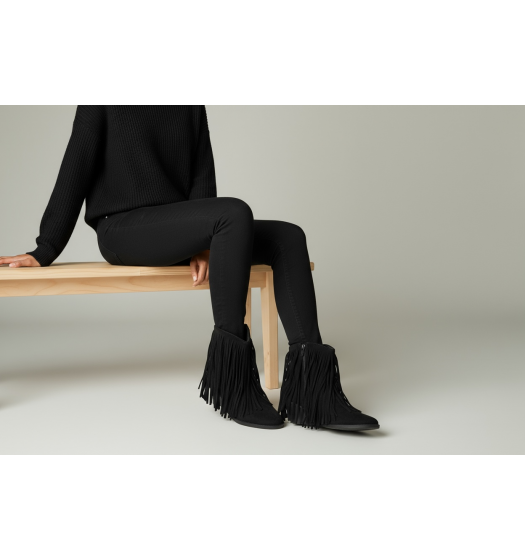 Μαύρα Μποτάκια Suede με Κρόσσια