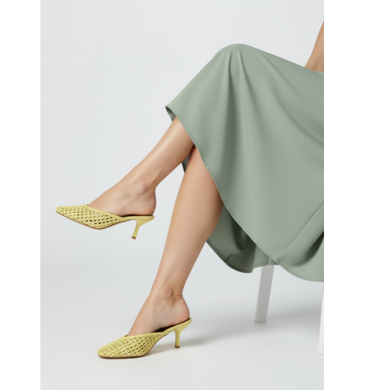 Πλεκτά Γυναικεία Mules με Μεσαίο Τακούνι - Κίτρινο