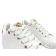 Sneakers δίσολα με διακοσμητικό από strass 