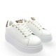 Sneakers δίσολα με διακοσμητικό από strass 