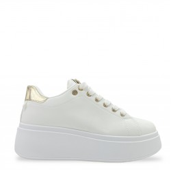 Oversized Sneakers with gold details