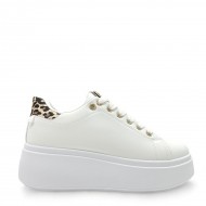 Oversized Sneakers with animal print