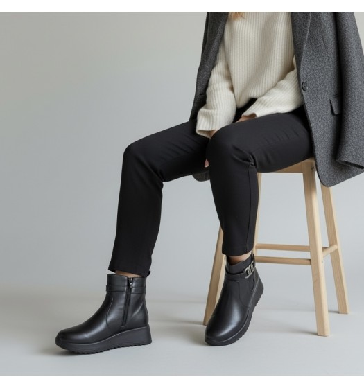 Κλασικό Μαύρο Μποτάκι με Φλις Επένδυση & Αναπαυτική Πλατφόρμα