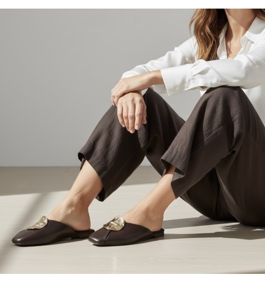 Γυναικεία Mules με Golden Ornament - Καφέ