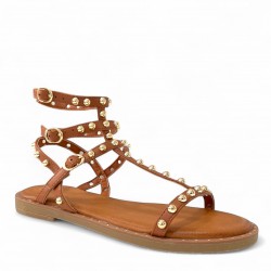 Flat Studded Gladiator sandals in Camel