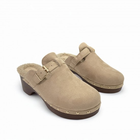 Clogs με επένδυση γούνας σε Μπέζ