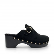 Studded clogs with fur lining Black