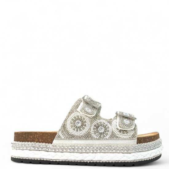 Flatform παντόφλες με boho διακοσμητικά σε Λευκό