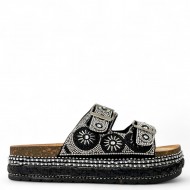 Flatform παντόφλες με boho διακοσμητικά σε Μαύρο