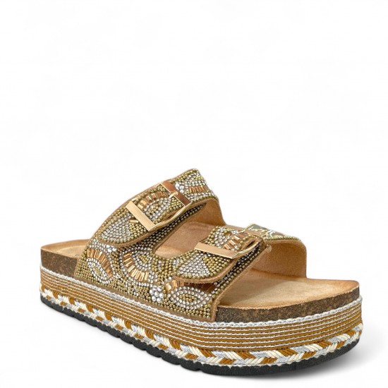 Flatform παντόφλες με boho διακοσμητικά σε Κάμελ