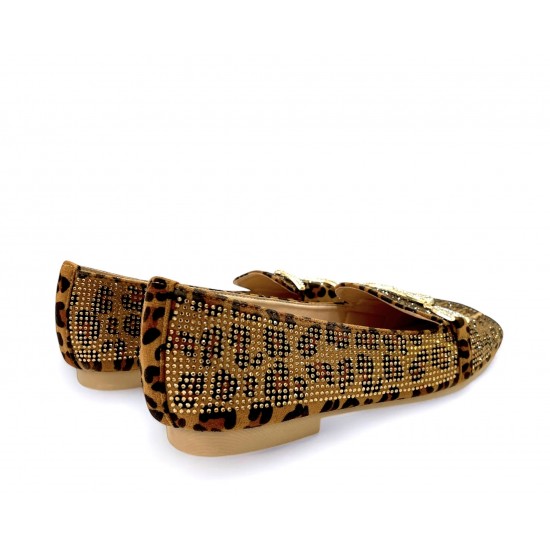 Moccasins with crystals in Leopard
