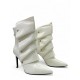 Λευκά Ankle boots με κουμπωτή φάσα